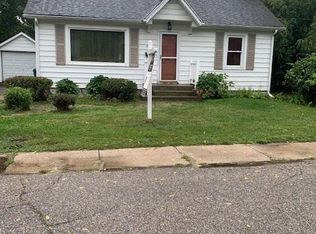 735 Hutchinson St, Kalamazoo, MI 49008