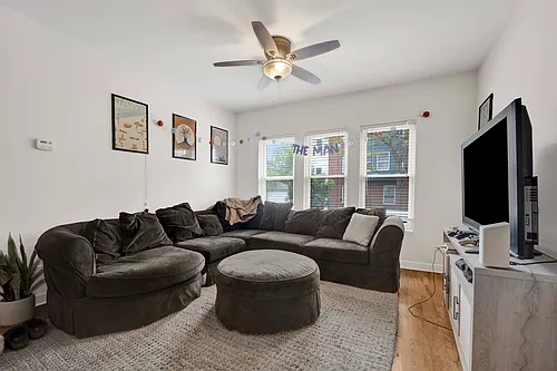 1149 W Cornelia Ave #3A Photo 1