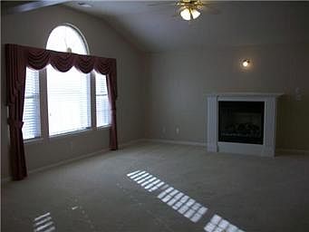 5th image of 3905 S Willis Ave #43