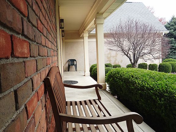 3rd image of 12977 Kilger Ct NW