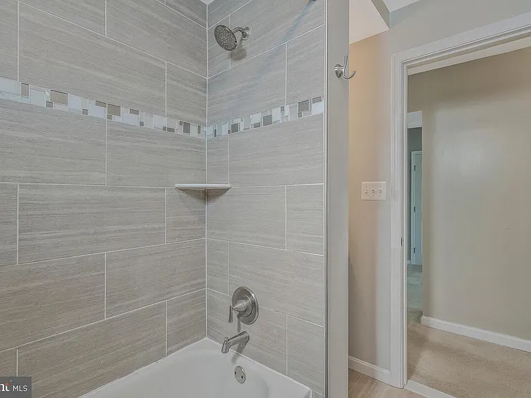 1116 Ute Way — Photo 6