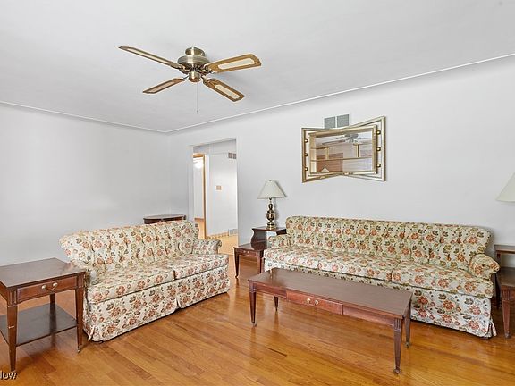 5th image of 112 Glacier Ave