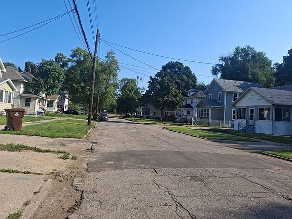5th image of 308 Orange St