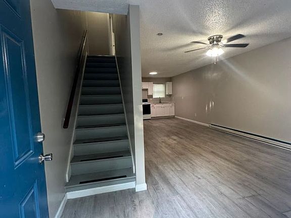 3rd image of 1024 Blair St #16