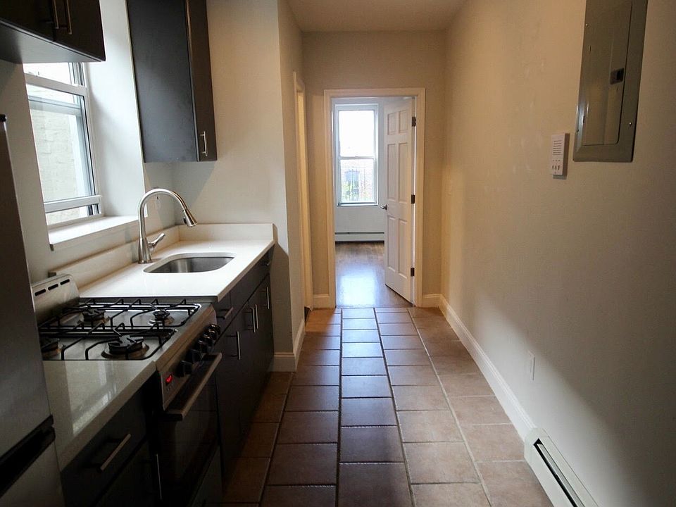 1st image of 405 Suydam St #11K