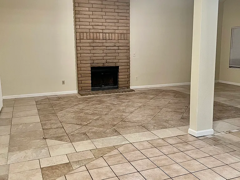 8149 Glen Alta Way — Photo 8