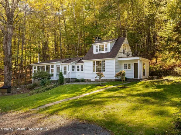 13-16 Torn Hill Road, Woodstock, NY 12409