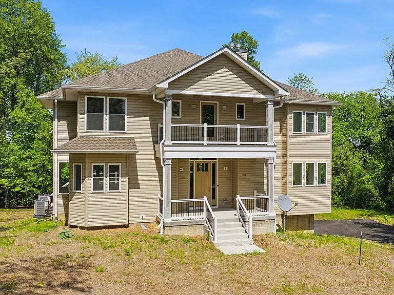 5116 Shore Dr — Photo 4