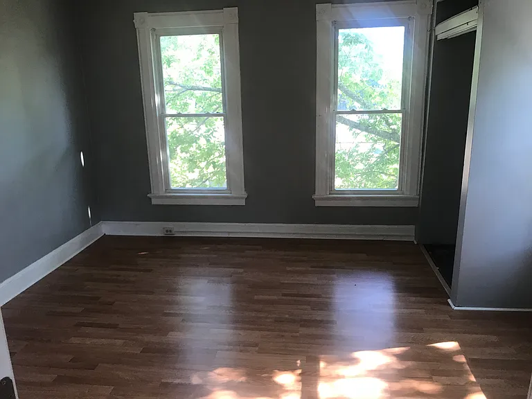 34 Park Ave #2 — Photo 4