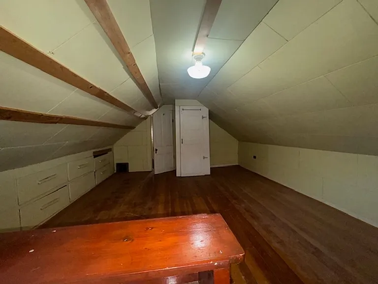706 S Lake Ave — Photo 5