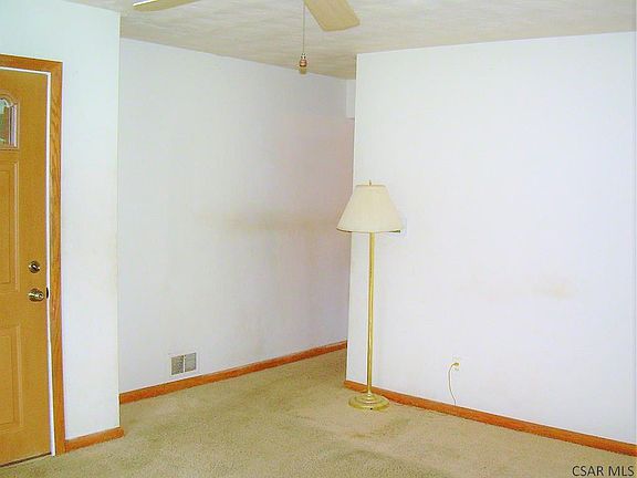3rd image of 747 N Julian St