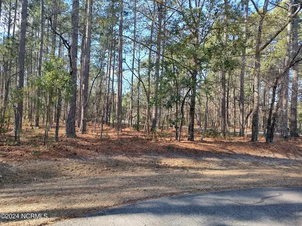 900 Freeport Court, New Bern, NC 28560