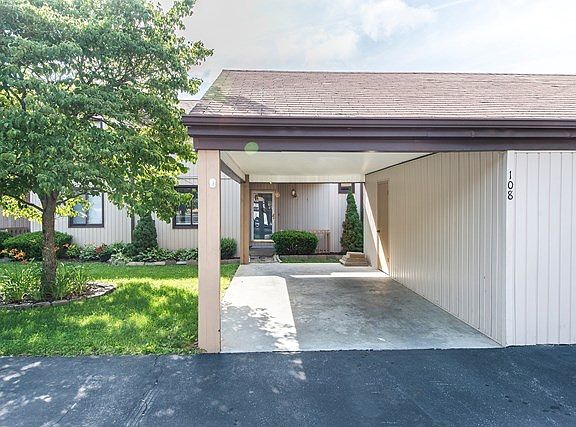 2nd image of 1020 Pebble Dr