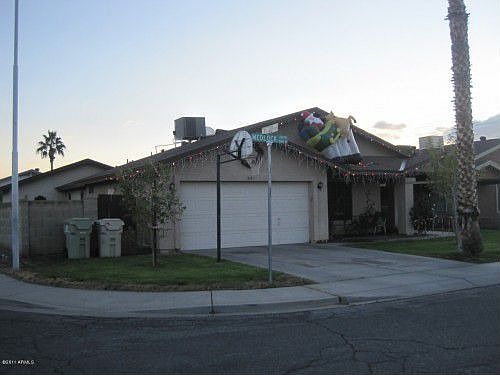 1st image of 7887 W Medlock Dr