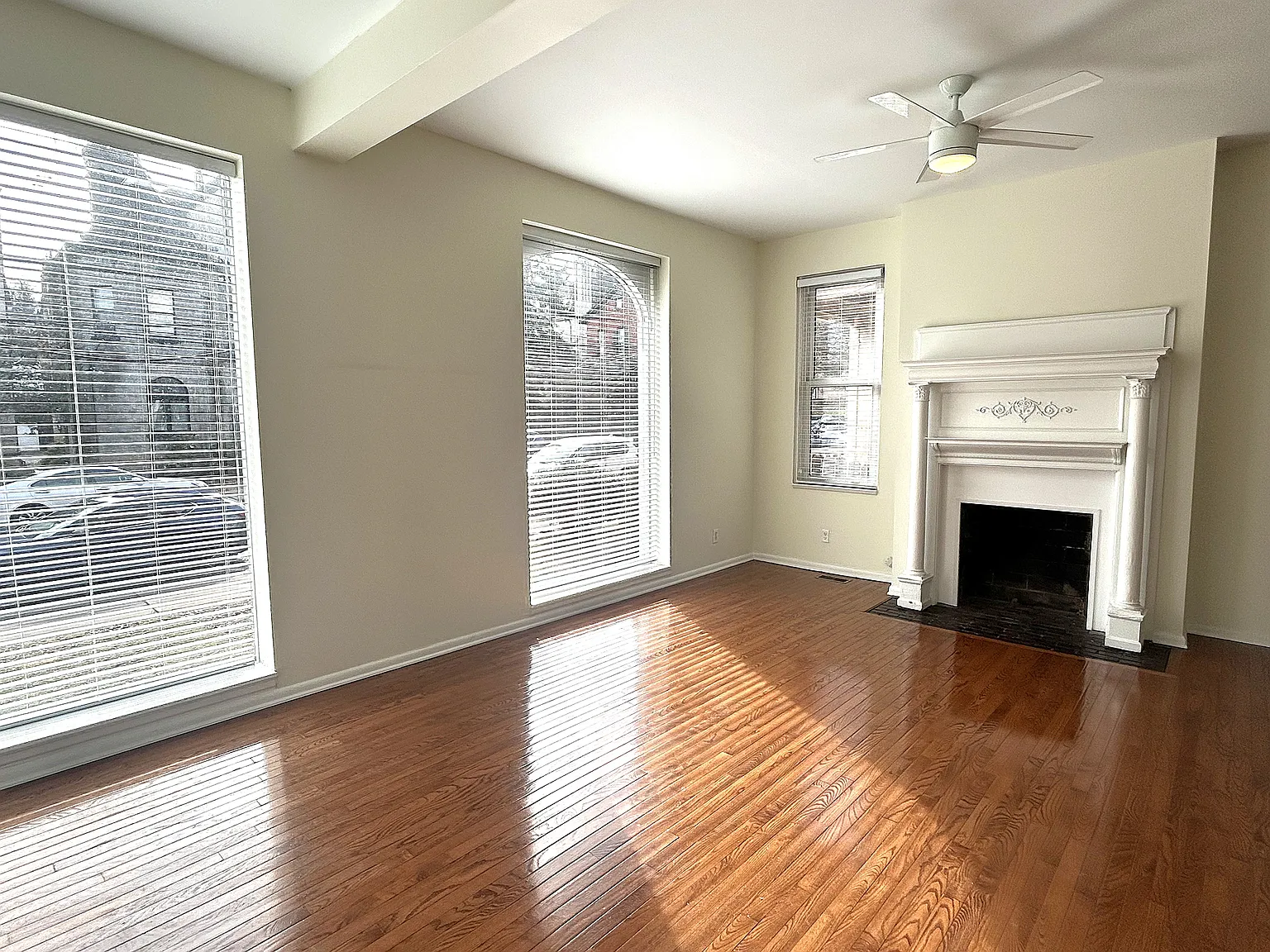 2 bed, 1.5 bath, 1500 sqft, $2,800 — Photo 4