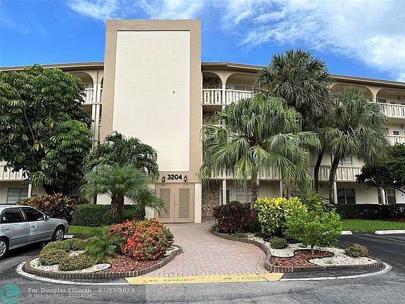 2nd image of 3204 Portofino Poin APT E1