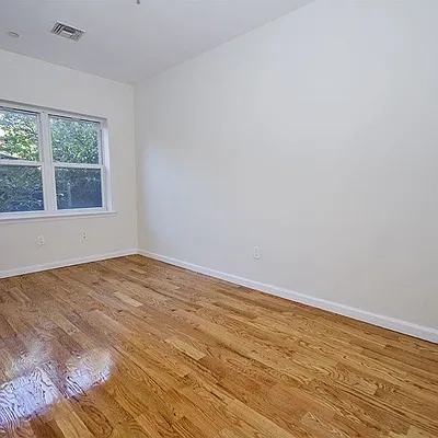 Rented by Nooklyn NYC LLC | media 2
