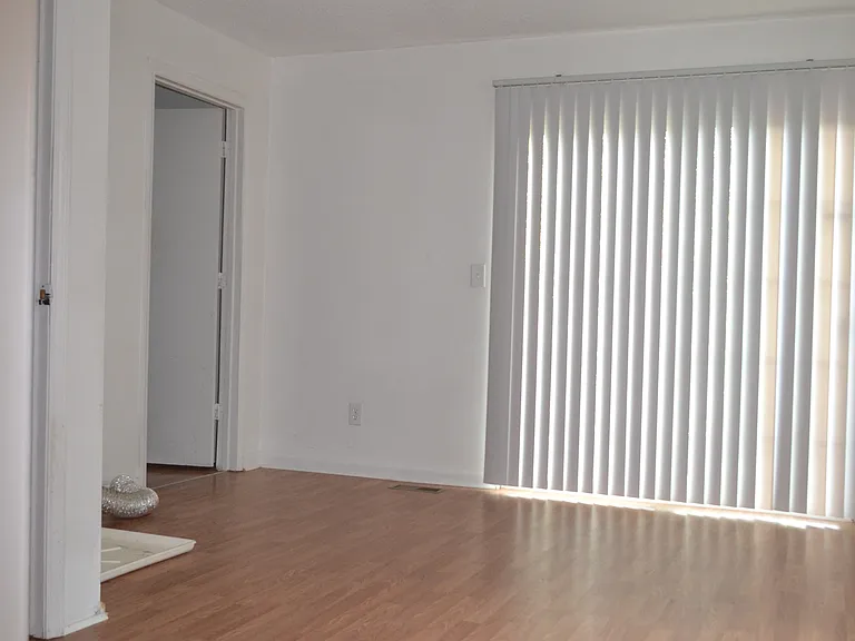 1615 Argonne Blvd — Photo 19