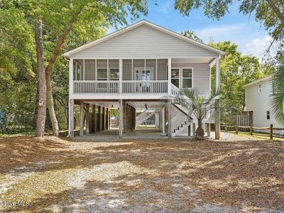 120 NE 27th Street, Oak Island, NC, 28465