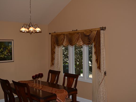 Dining-2