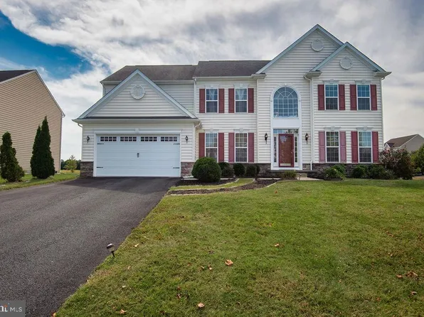 200 W Testaverde Rd, Newark, DE 19702