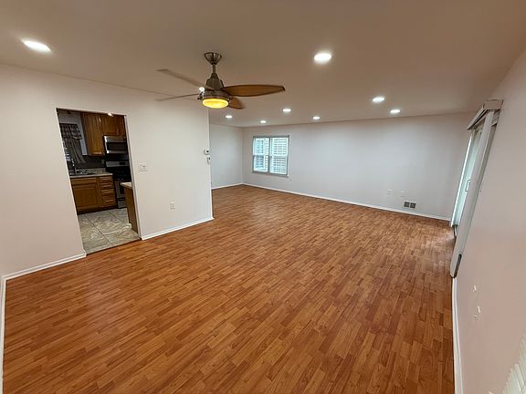 3rd image of 103 Neilly Ct