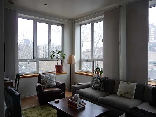 Rented by Chartwell Manhattan Realty | media 11
