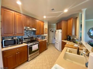 5 Ridgeview Ln #5, Mount Arlington, NJ 07856