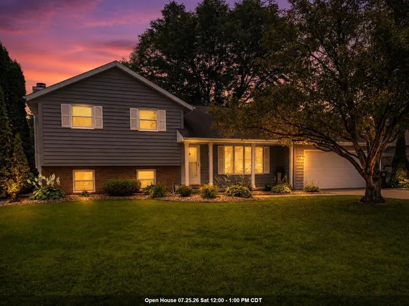 3123 W Hiawatha Dr, Appleton, WI 54914