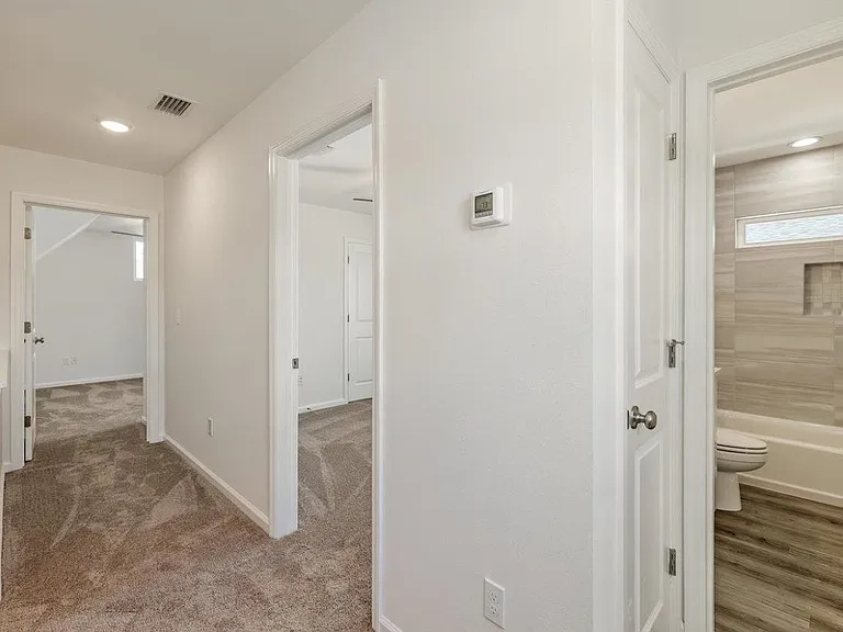 3712 Meadow Vista Ln — Photo 15