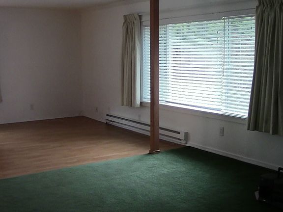 4th image of 29907 Scenic Dr NE