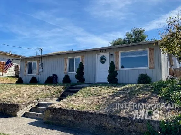 406 2nd St, Asotin, WA 99402