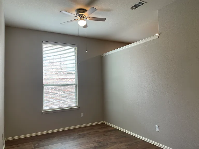 660 Payton Way — Photo 21