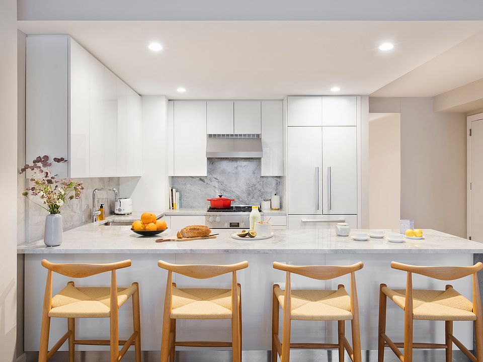 1st image of 152 E 87th St APT 19D