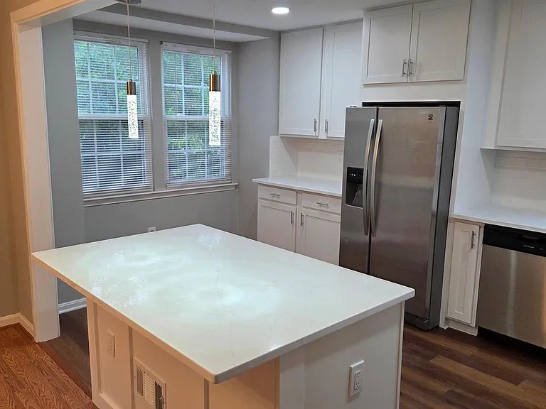 6998 Admetus Ct — Photo 2