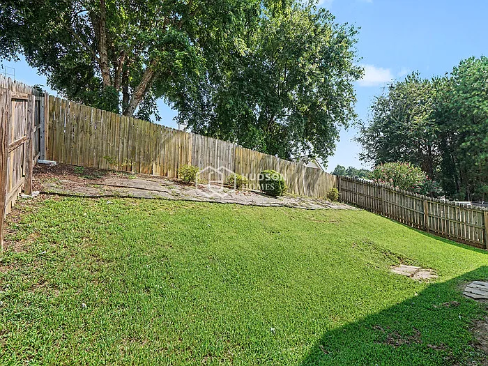 1060 Clairidge Ln — Photo 18