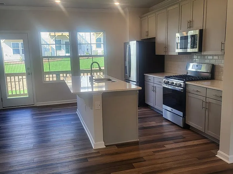 3048 Castle Loch Ln — Photo 3