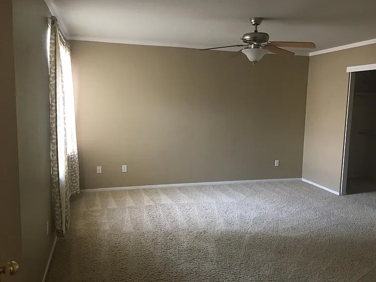 4150 Victrola Dr — Photo 7