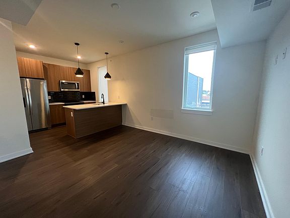 4th image of 1838 E York St #1B