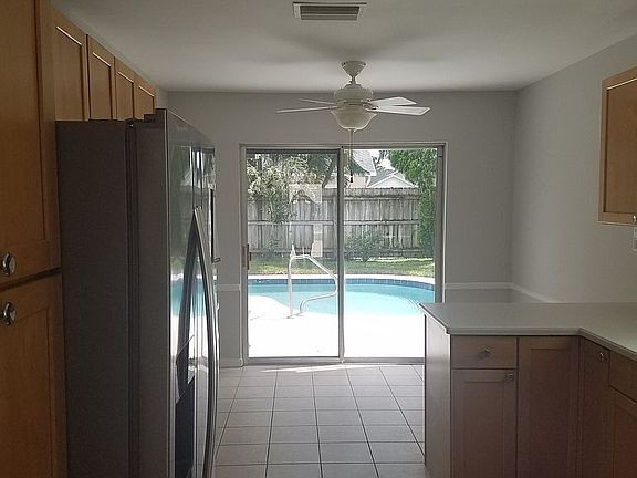 5th image of 88 Cedar Ln