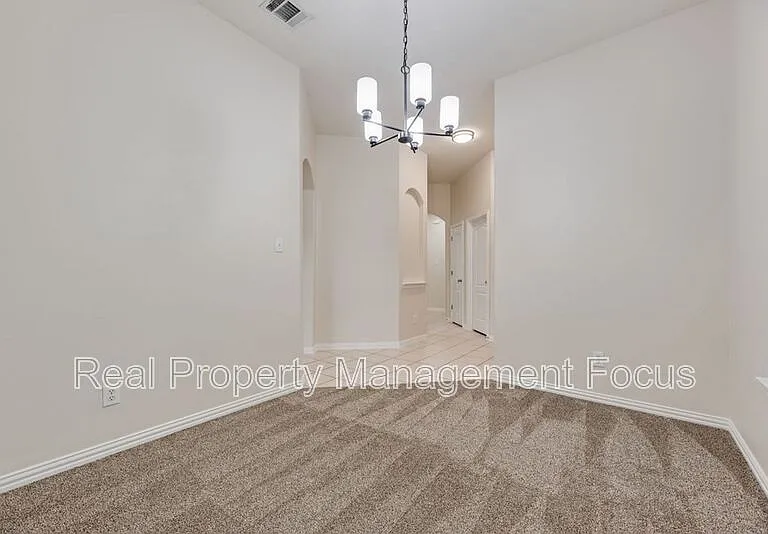 5037 Diamond Peak Ct — Photo 7