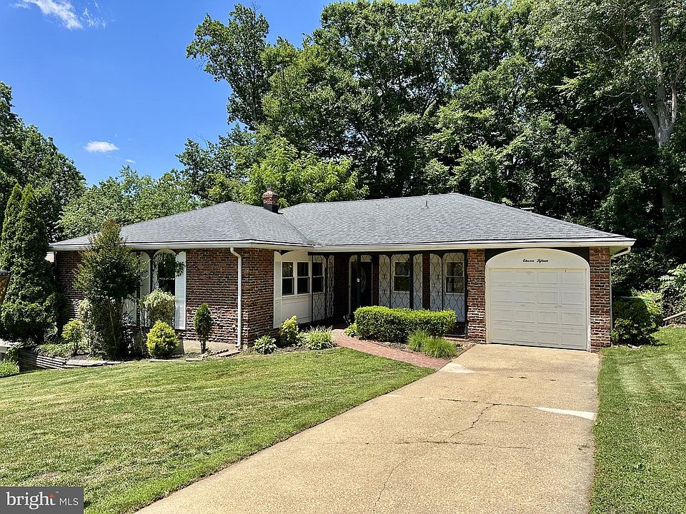 1st image of 1115 Arundel Dr