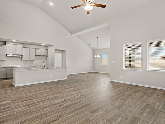 Open floorplan for entertaining