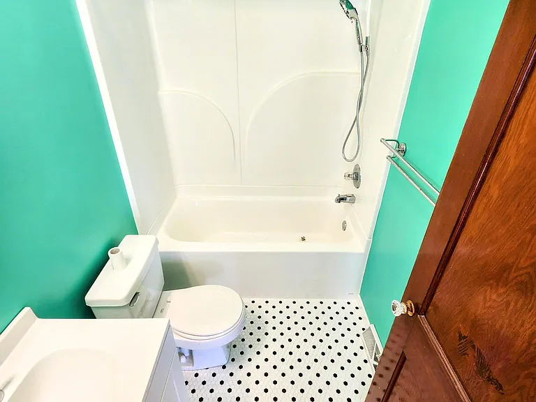 3308 Sherman St — Photo 8
