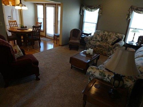 5th image of 2213 NW Cove Ct