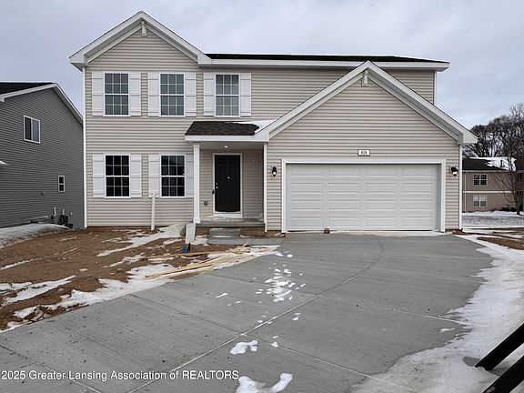 3rd image of 618 Saint Andrews Dr