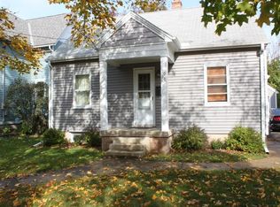 1016 Pearl St, Waukesha, WI 53186