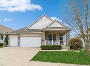 8290 Boulder Dr, West Des Moines, IA 50266