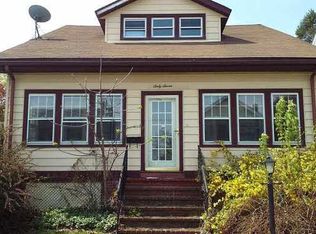 67 W Center St, Beacon, NY 12508