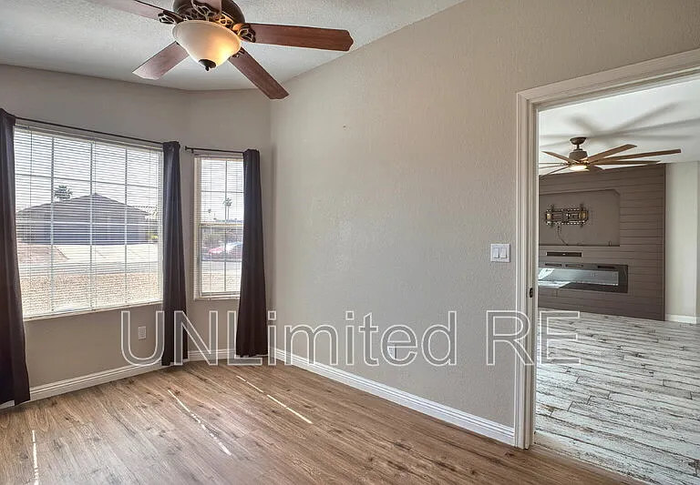 1435 Beefeater Dr — Photo 31